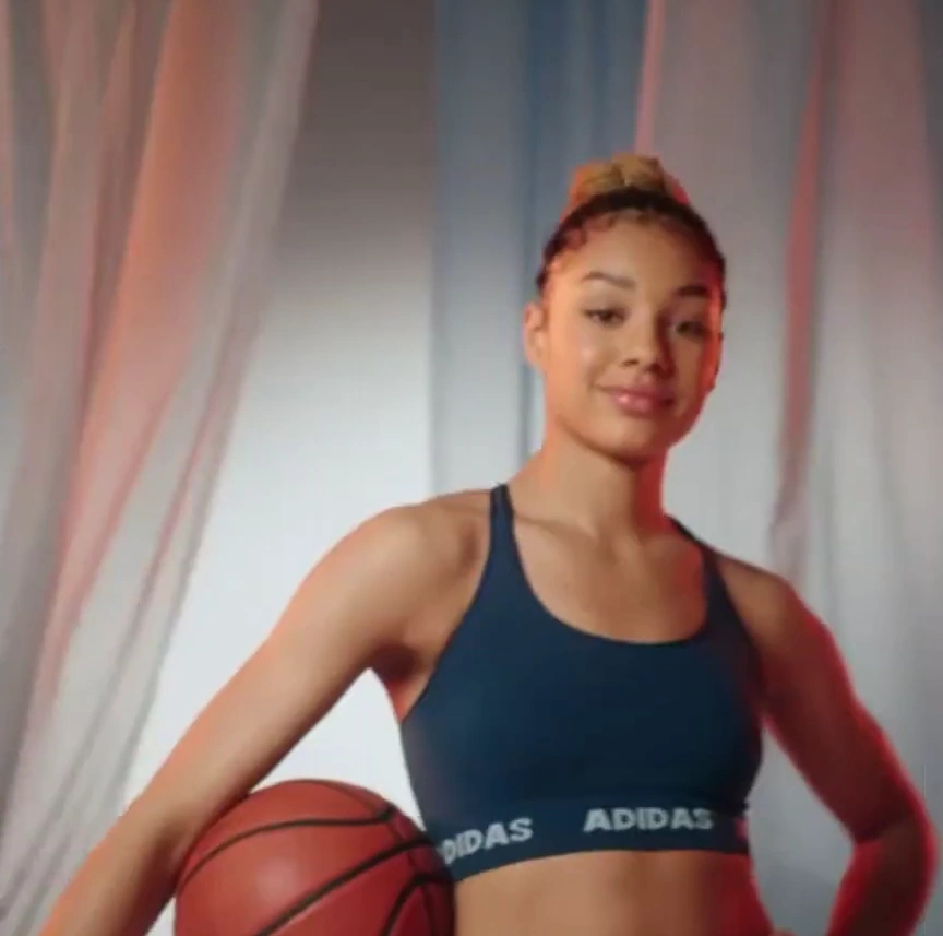 Adidas Сюзанной, Ирина Горбачева и Манижа — Это наше движение реклама на ТВ