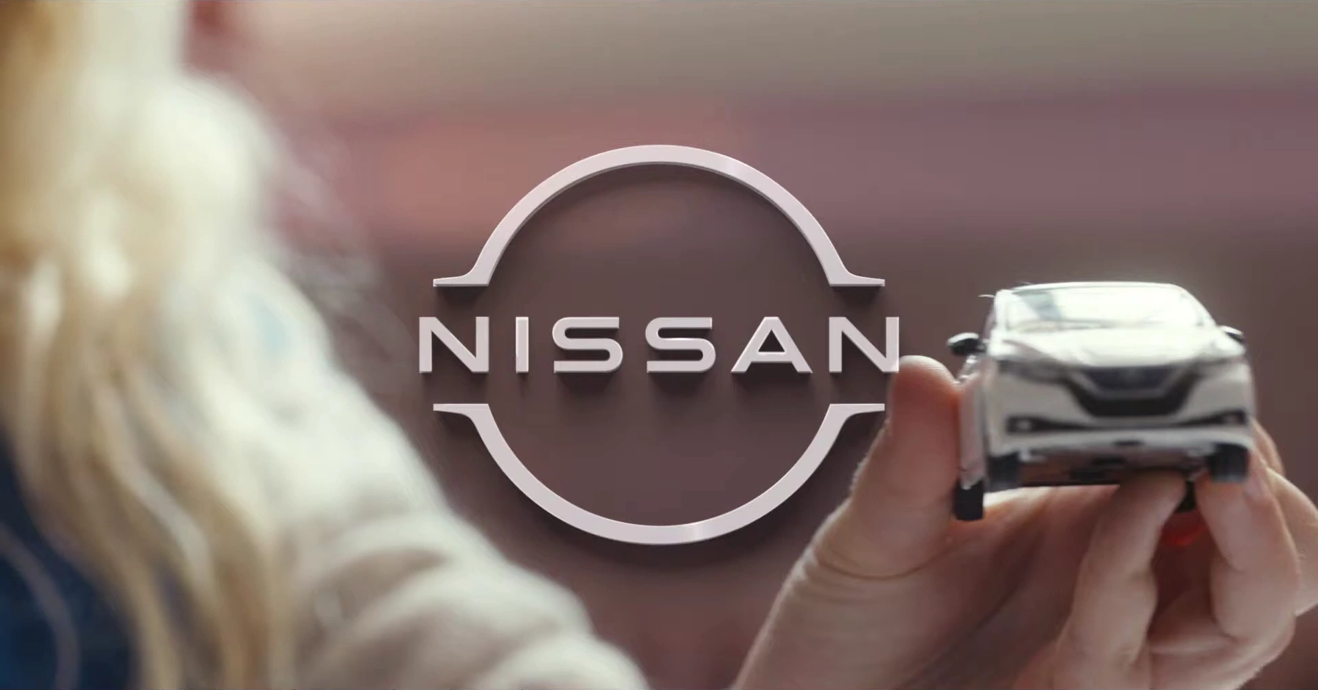 Nissan LEAF — электромобиль (ua) реклама на ТВ