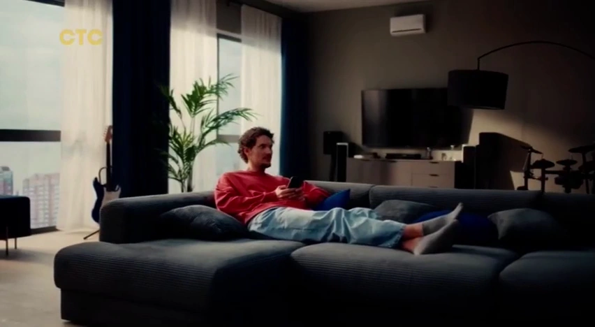 Самолёт — Квартира с отделкой и мебелью реклама на ТВ